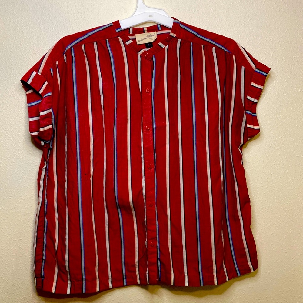 Short sleeve stripped shirt